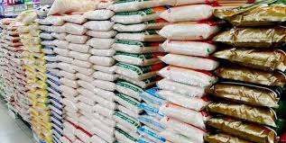 توزیع ۲۰۰ هزار تن برنج خارجی تا شب عید